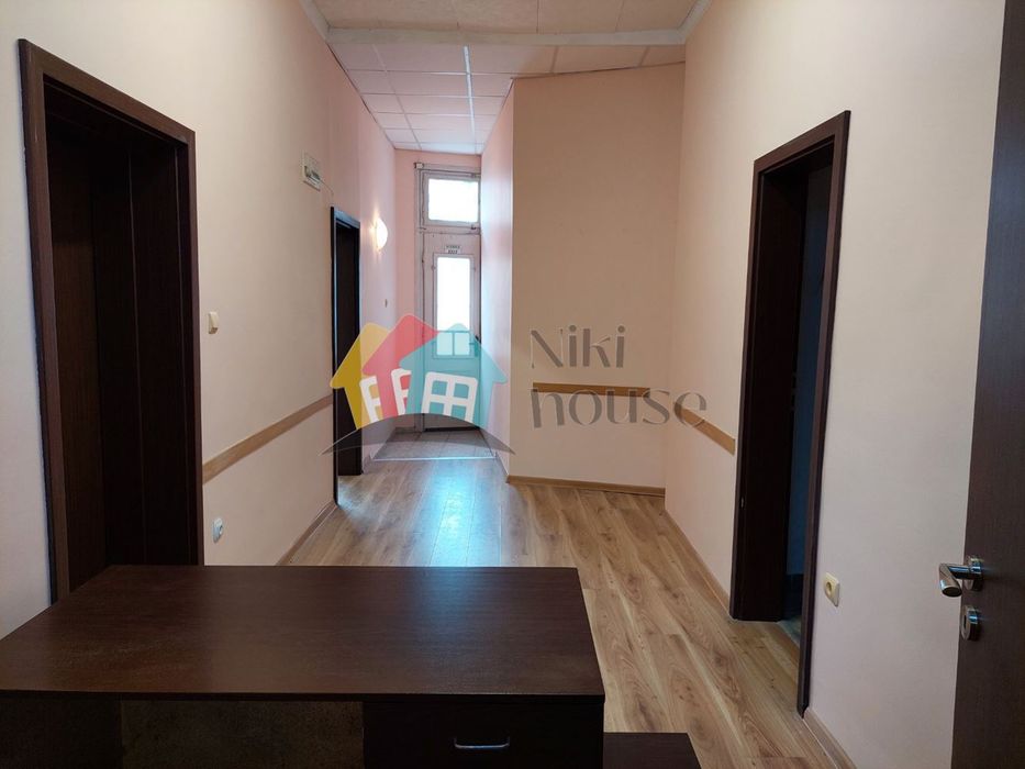 Дава се под наем Офис в Варна, Център - 75 кв.м за 650 € - Снимка #1