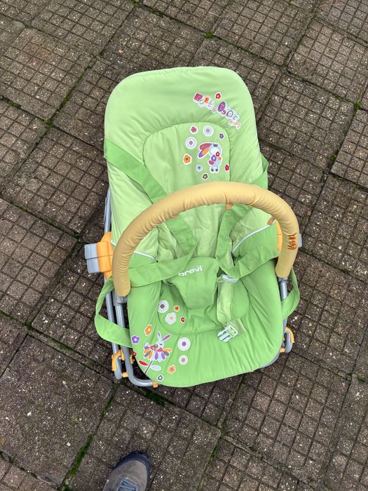 Бeбeшки шeзлoнг Brevi