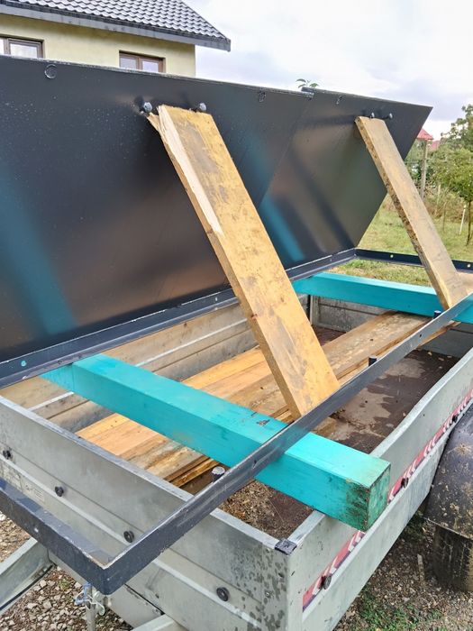 Capac metalic pentru beci gratis transportull