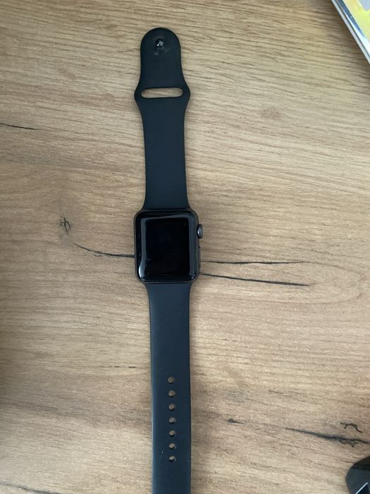 Продам apple watch s3