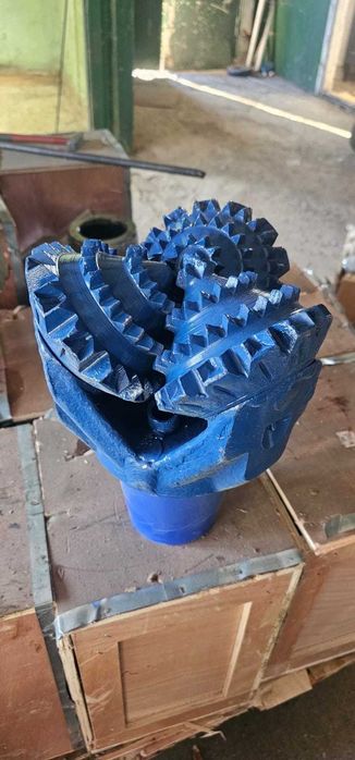 Sapa de foraj 250mm teren mediu-dur