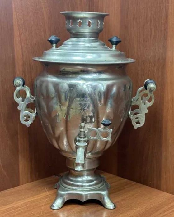 Винтажный чайный сервиз Мадонна