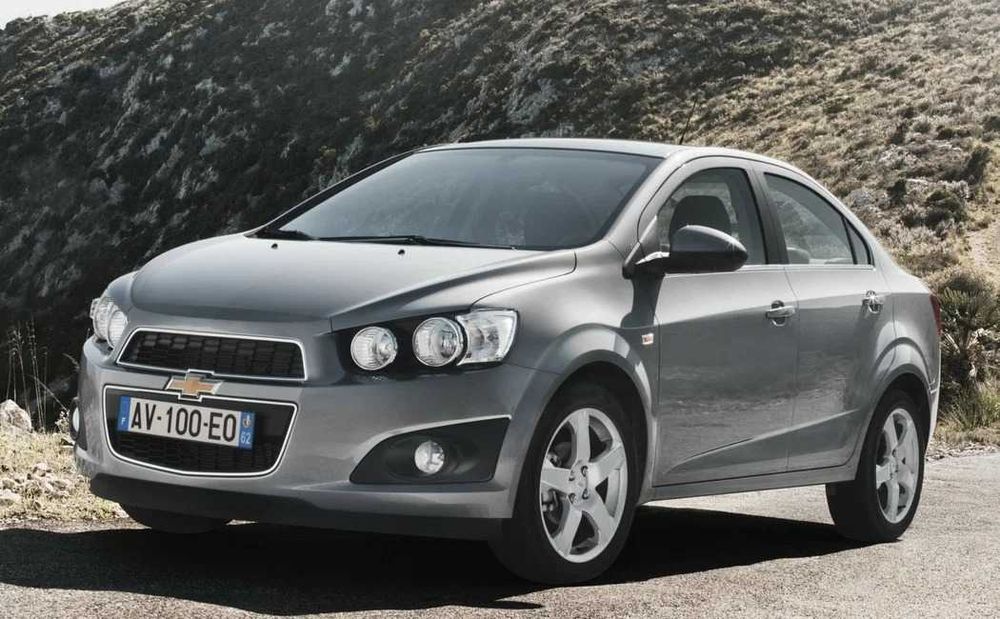 Капот Chevrolet Aveo T300 Авео Т300