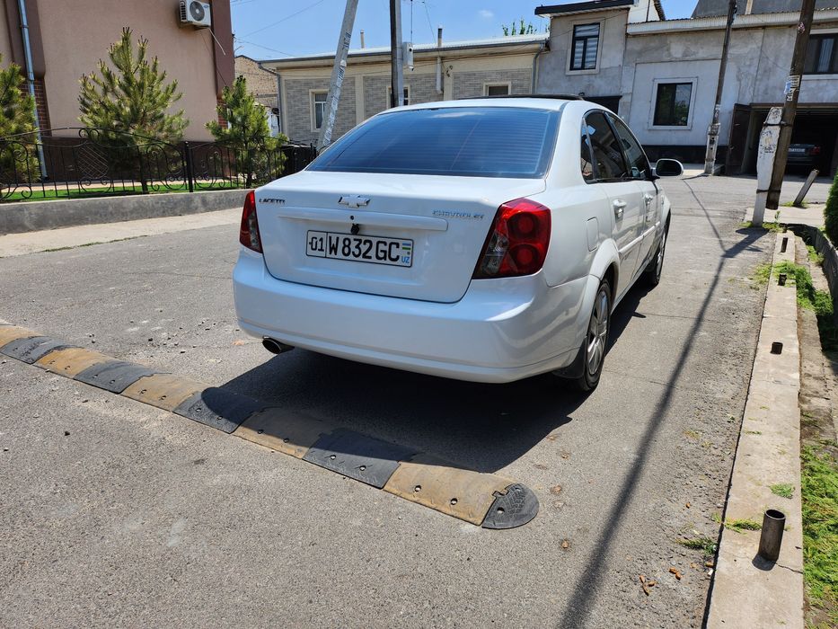 Срочно НЕ дорого Lacetti-3поз. АВТОМАТ.  ГАЗ-Метан.