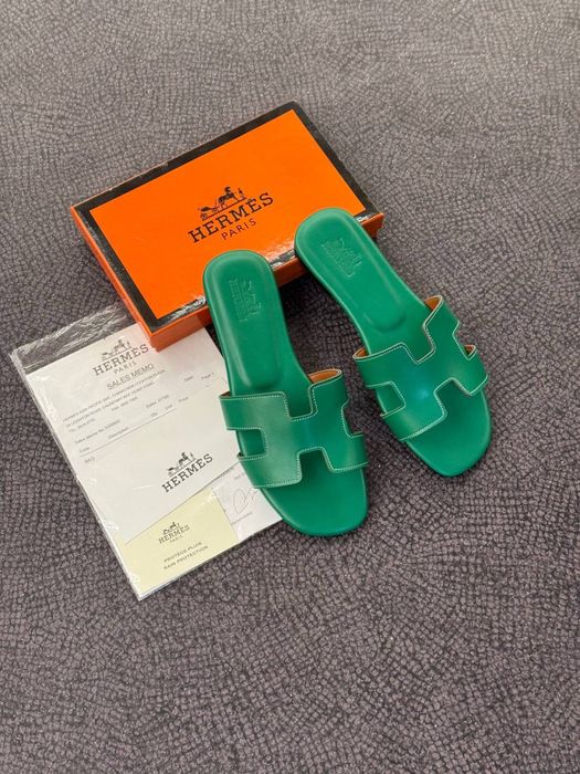 Дамски стилни чехли