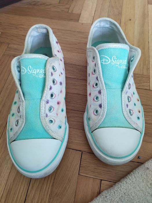 Маратонки за момиче