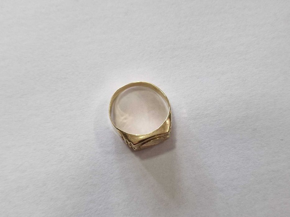 Златен пръстен 14К 585 / 3,45 гр.