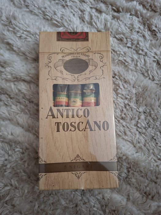 Bomboane originale se vinde la pachet 100 ei / pachetul