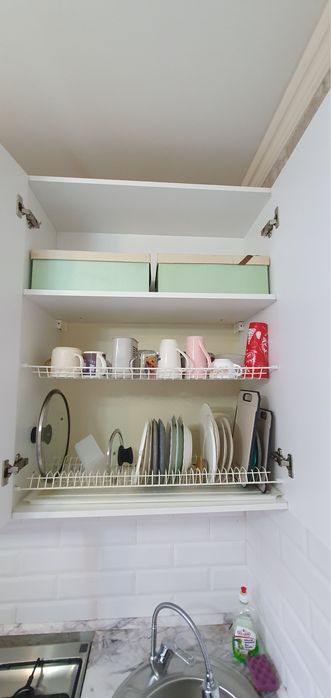 Продам кухонный гарнитур 2.20 м МДФ краска