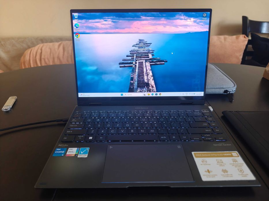 Лаптоп ASUS ZenBook 14 Flip UP5401 OLED, Intel® Core™ i5-12500H, 14", Touch, 2.8K, OLED, RAM 16GB, 512GB SSD, Intel® Iris® Xᵉ Graphics, Windows 11