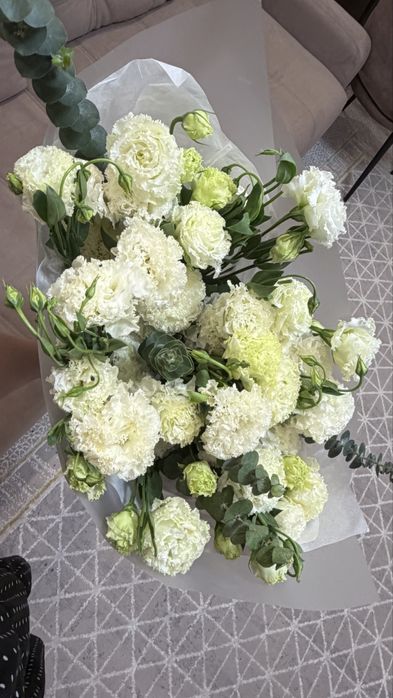 Продам букет цветы на выбор