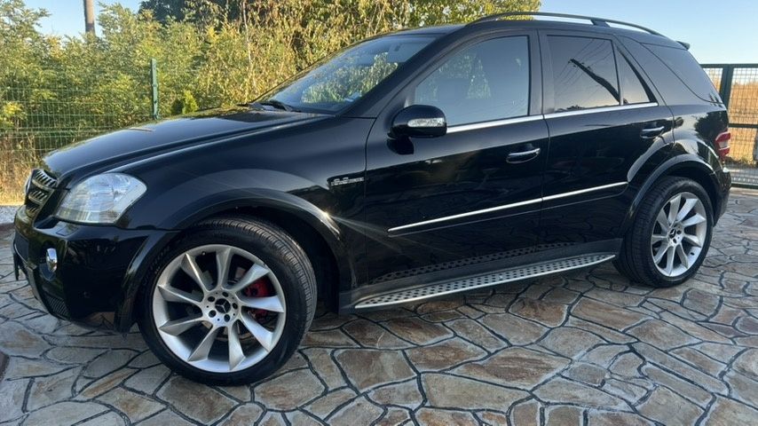 Mercedes-Benz ML 320
