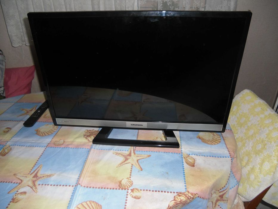 30. Продавам Телевизор GRUNDIG ” Full HD/HD LED TV-Модел:28 VLE 5500