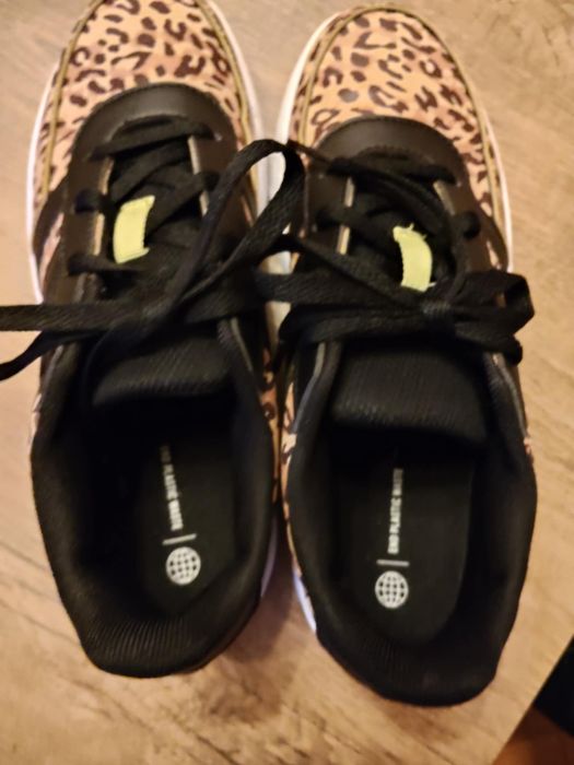 Маратонки Adidas за момиче