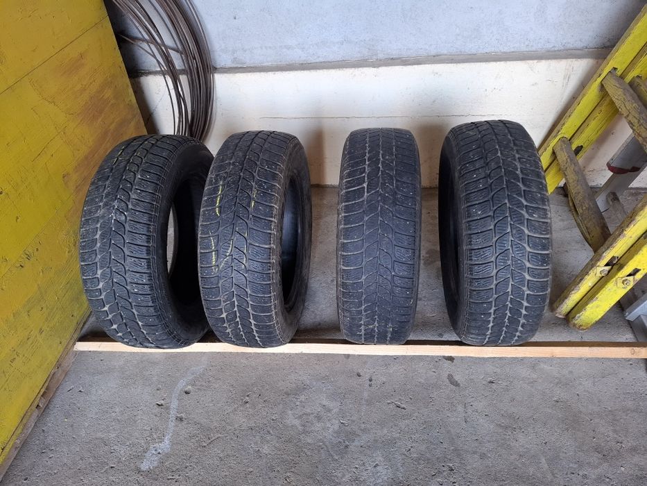 3 anvelope de iarnă la bucată PIRELLI 195/65 R 15 91 T