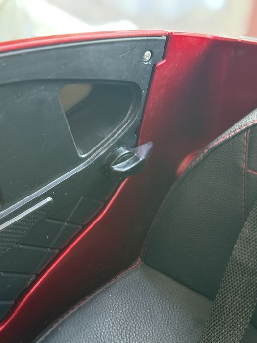 Детский электромобиль