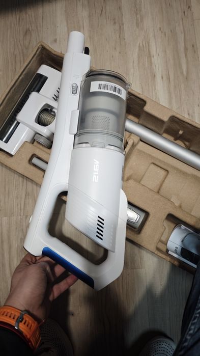 Безкабелна прахосмукачка midea  msc2021wb