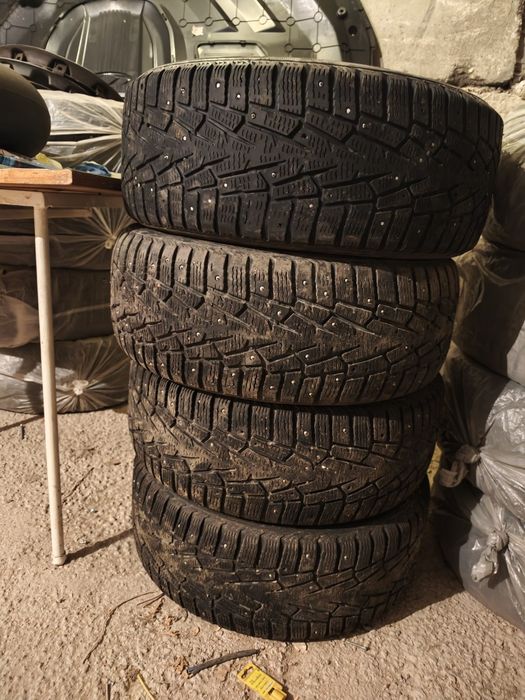 Продам зимние шины Cordiant 225/50/R17