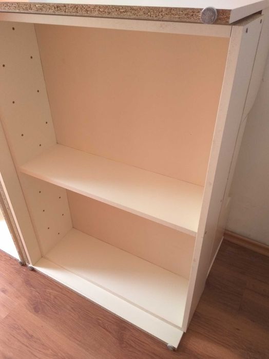 Детско легло в бяло