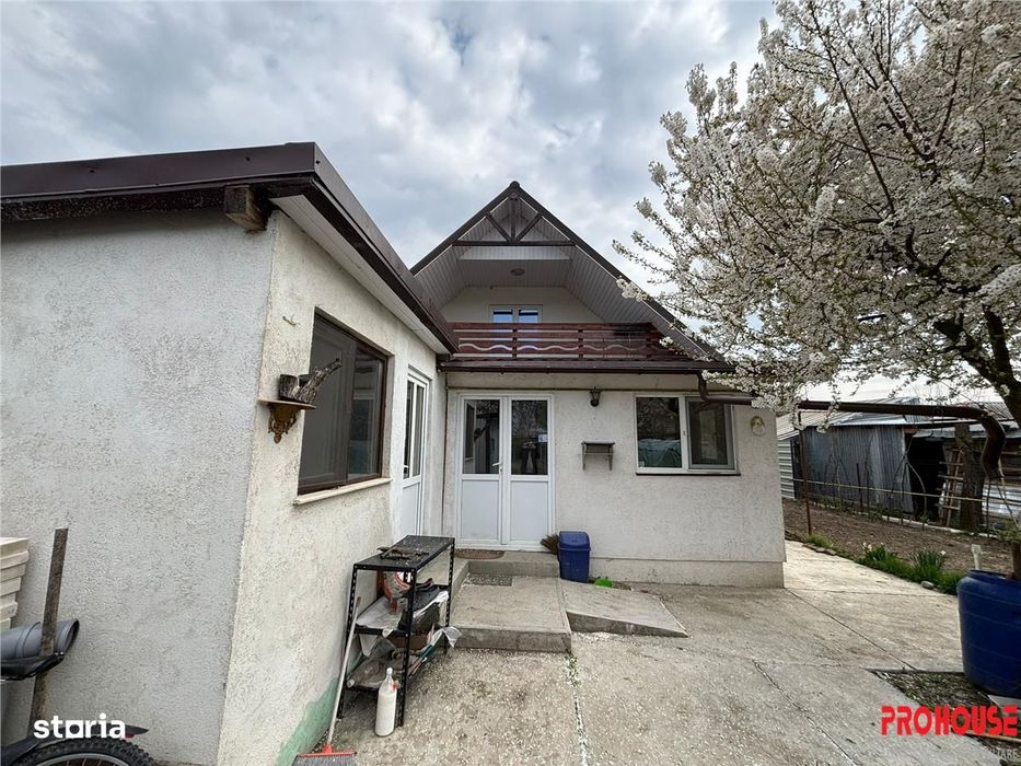 Casa P+M - teren 453mp - Margineni
