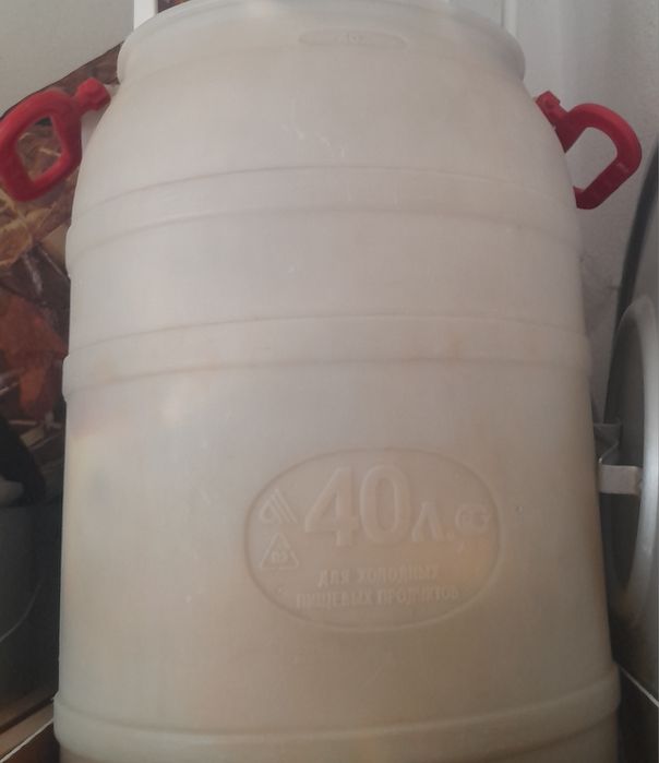 Продам пищевые баки