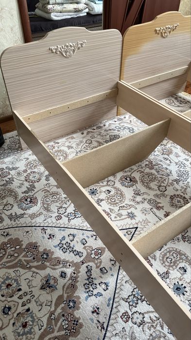 Кровати односпальные