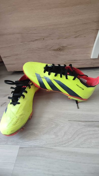 Бутонки adidas predator