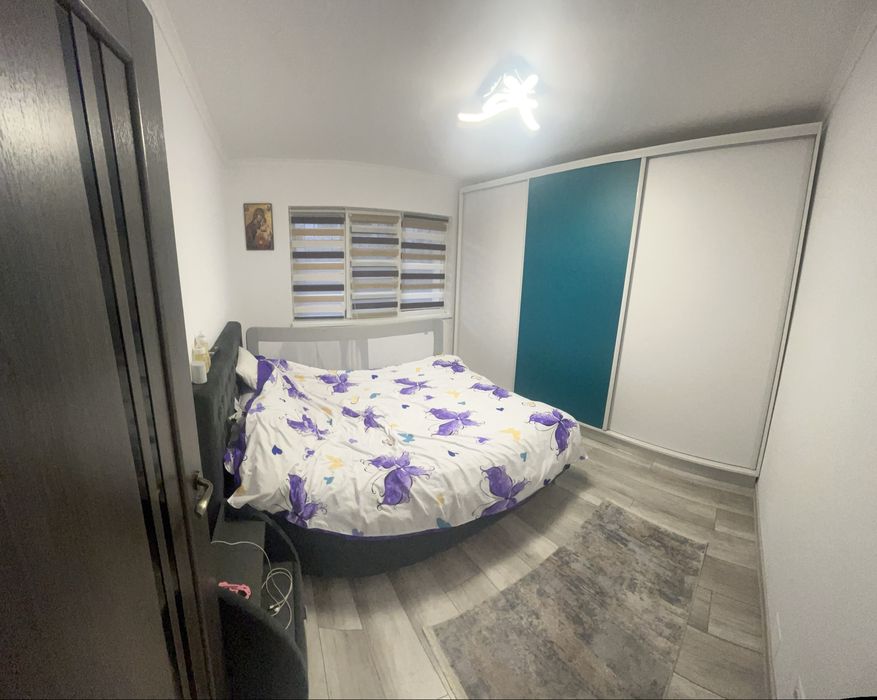 Vand apartament 3 camere zona Marasti
