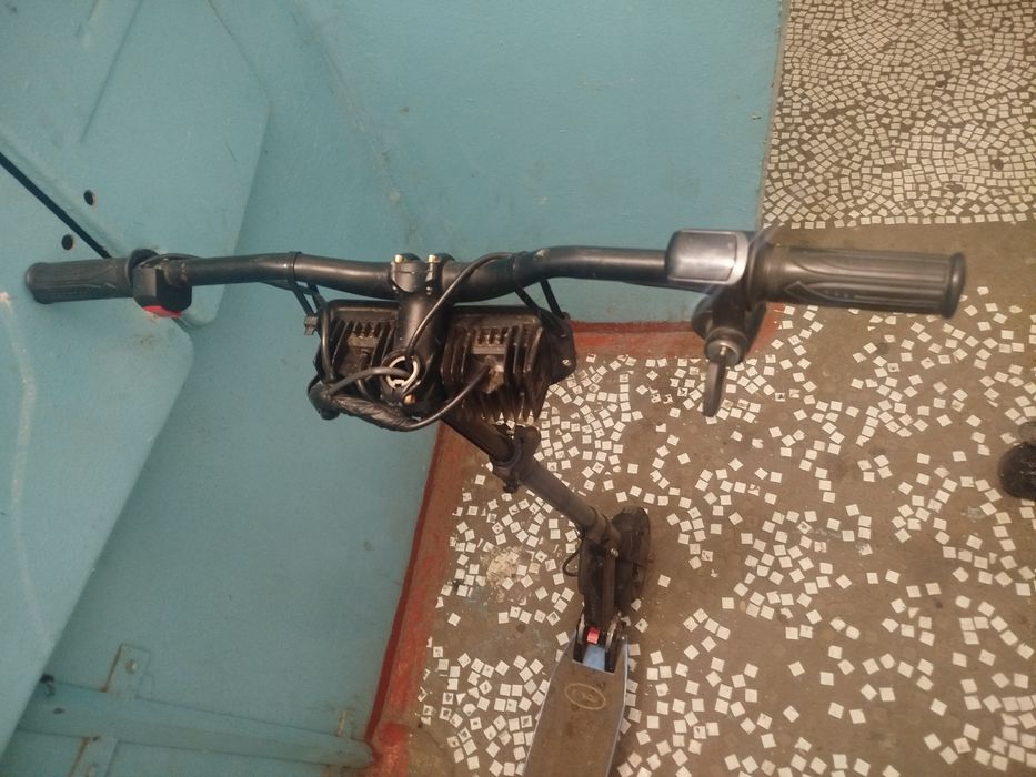 Продам электрон сомакат 2