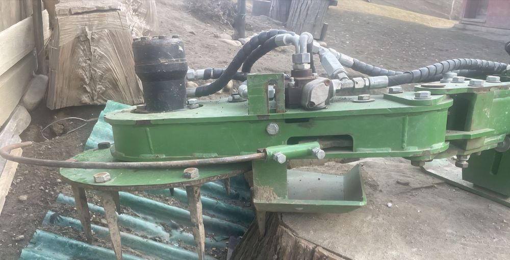 Cauciucuri de tractor si freza cu palpator