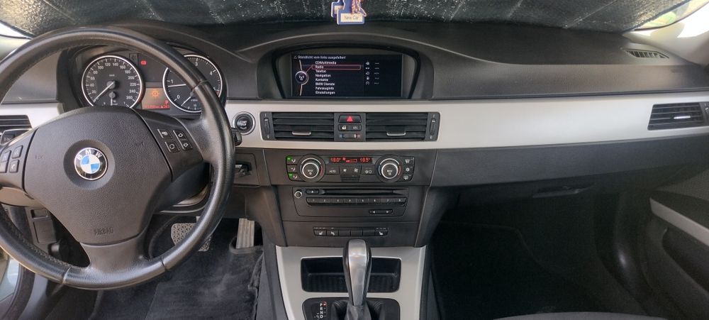 BMW 3 Series 2009 — imagine 4
