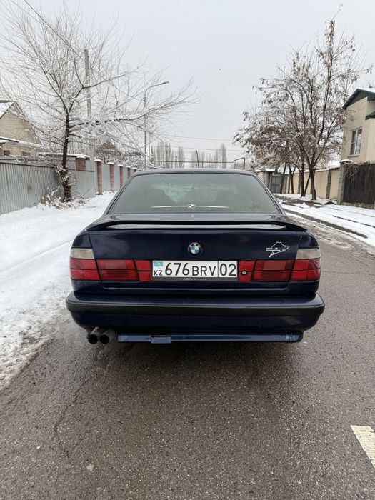 Продам машину Bmw 525 E34