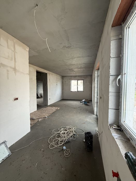 Casa de vanzare cu 4 camere direct de la proprietar