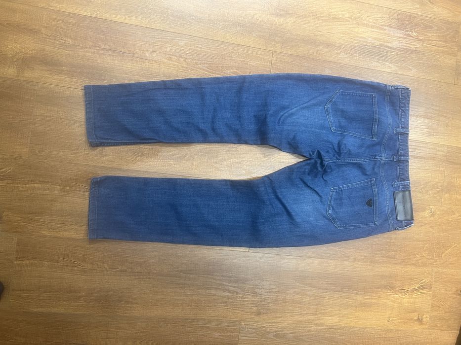Джинсы Emporio Armani