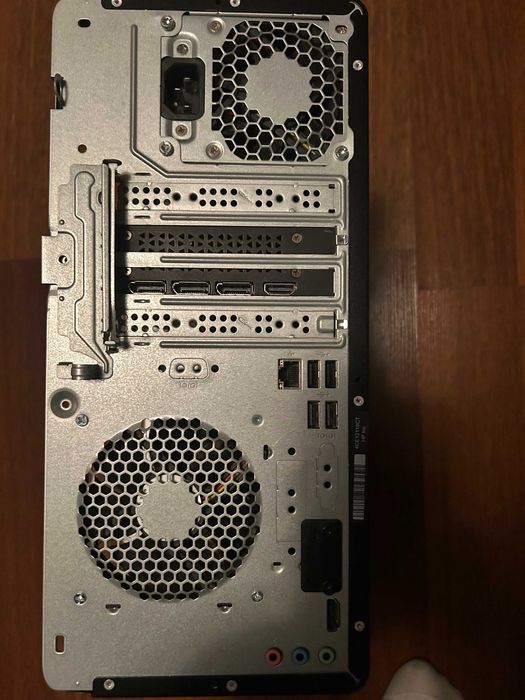 Calculator Gaming HP I7-11700F 32 GB RAM 500 GB SSD RTX 3060TI