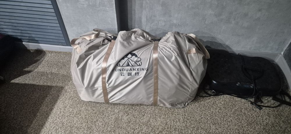 Продам Палатку надувная.