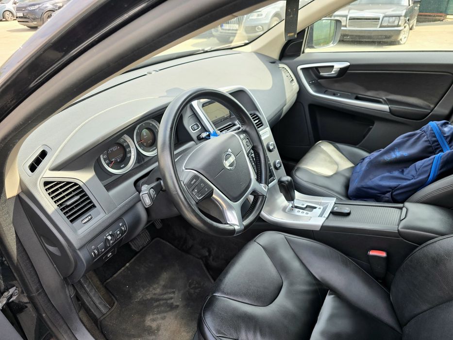 Volvo xc 60  Automat 2.0diesel 5 cilindri euro5