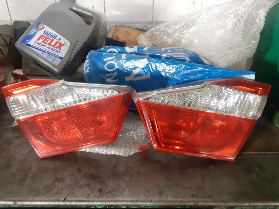 Задняя фара на камри 50