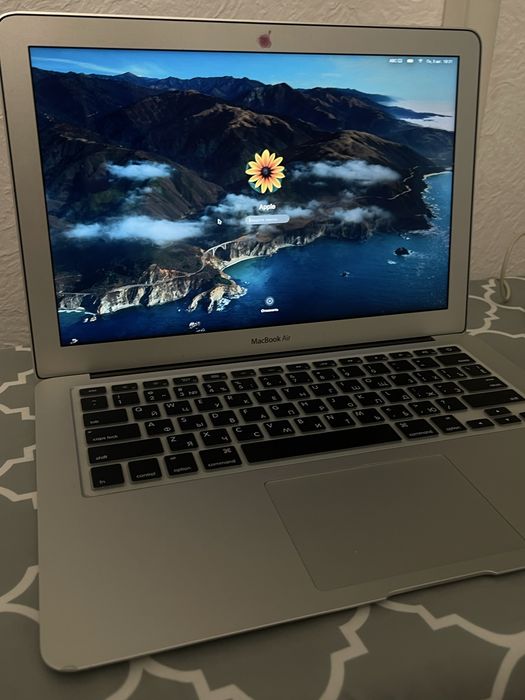 MacBook Air 13” 2017 Отличное состояние