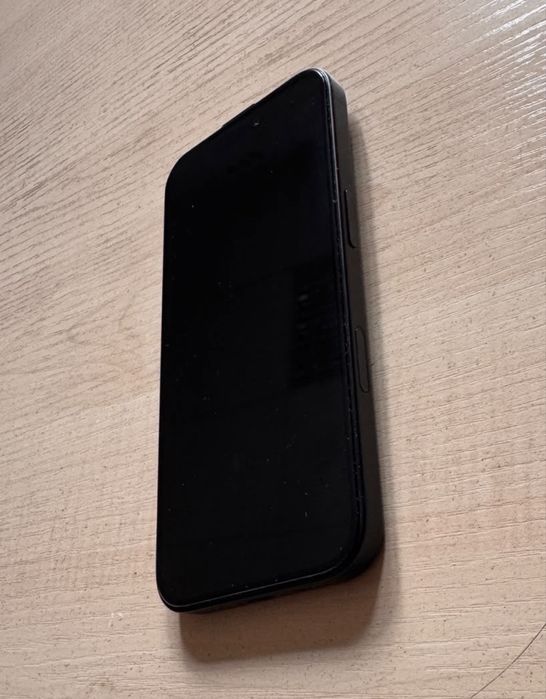 iPhone 16 айфон 256Гб чёрный 96% АКБ