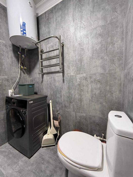 Сдается Шикарная квартира на максим горький Буз-Базар, метро БИЙ 1/1/2