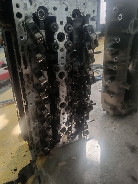 Продаем запчасти