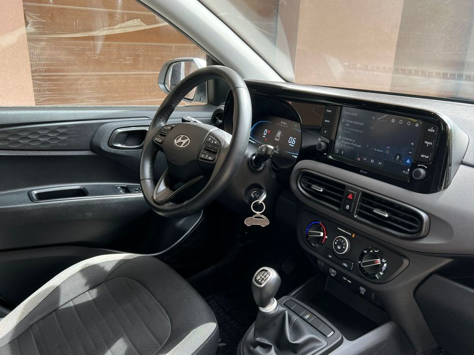 Hyundai i10  1.2 din 09.2024  cu garantie pana in 09.2029