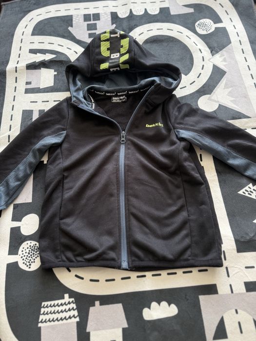 Суичър / горница 104