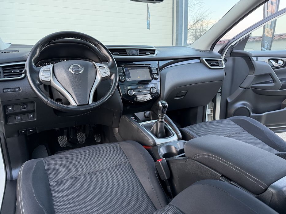 Nissan Qashqai Acenta / 1.6 dCi 130 CP / 2017 / 210.000 km / 12.600€