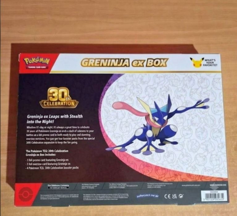 Pokémon TCG Greninja ex Box – 30th Celebration