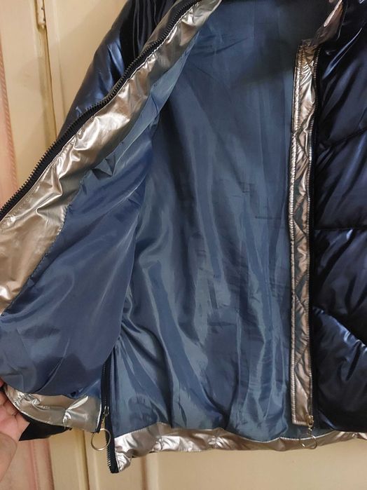 Куртка теплая, хорошая