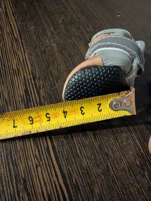 Продам обувь для собачки