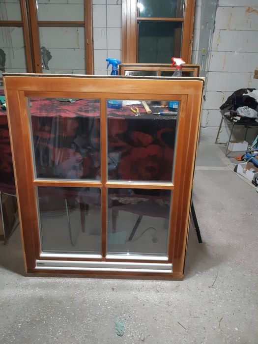 Ferestre si usi lemn stratificat