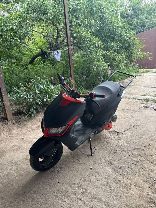 Продам м8 180 куб